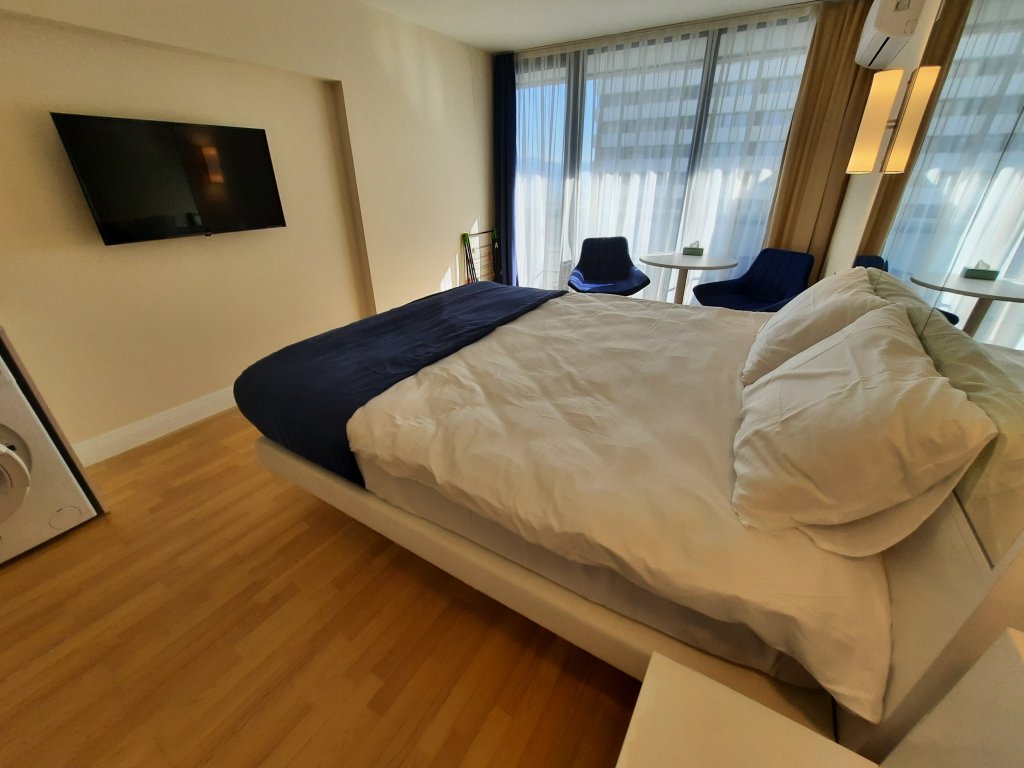 Studio apartment in Orbi City id-1102 -  rent an apartment in Batumi