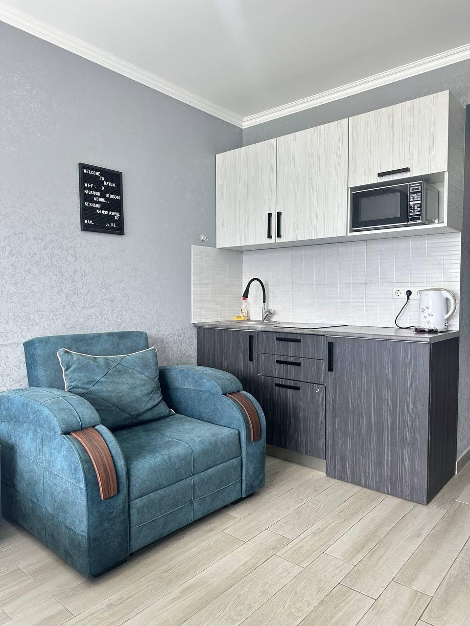 Studio apartment in Orbi Beach Tower id-1108 -  rent an apartment in Batumi