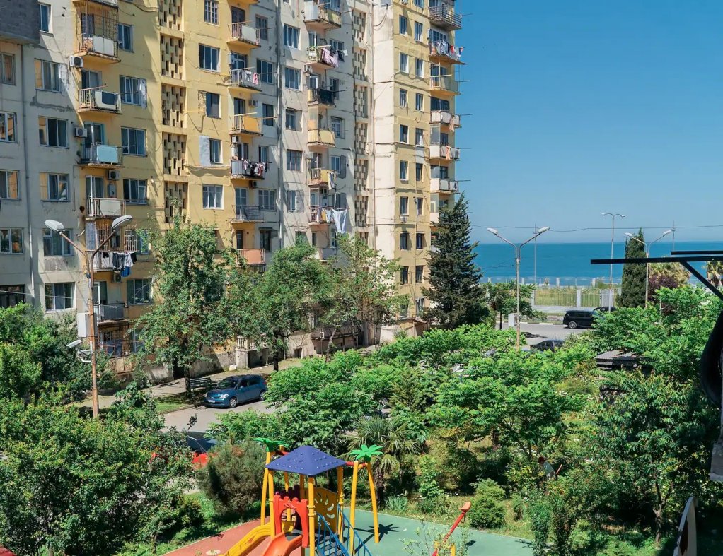 Apartment near the sea in Batumi id-125 -  rent an apartment in Batumi